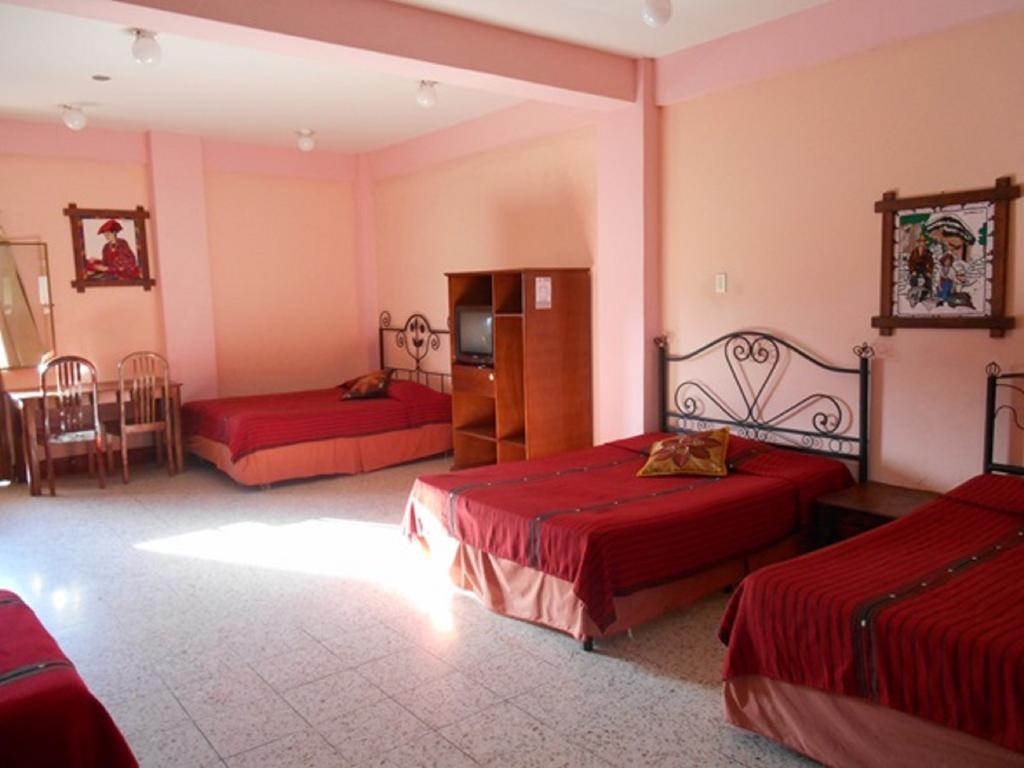 Hotel El Chaparral Panajachel Room photo